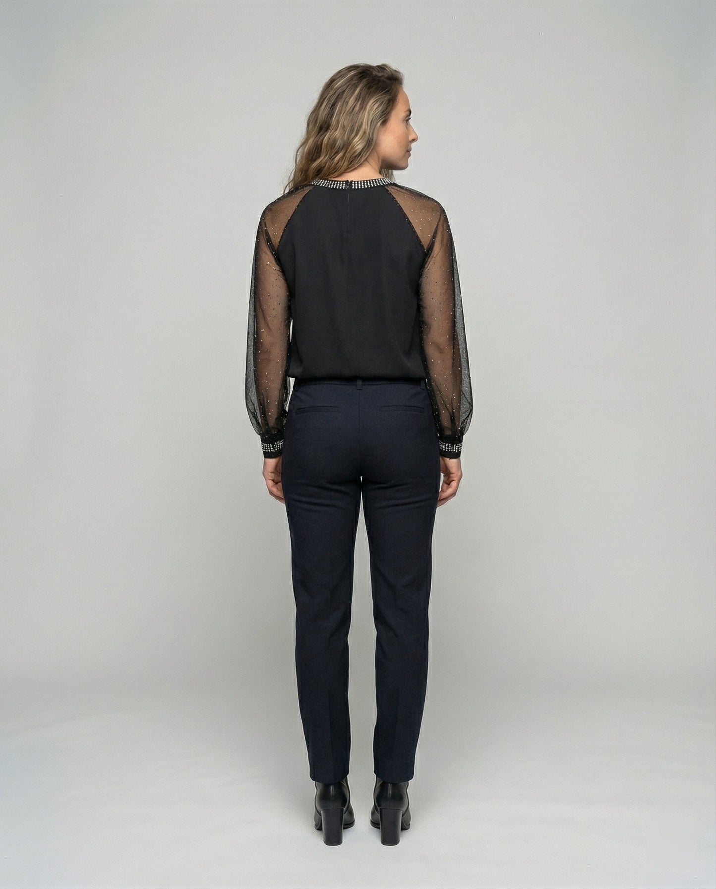 Helaine Elegant, Soft & Chic Women's Sequin Top