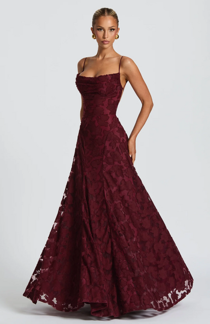 Selvira Elegant Lace Maxi Evening Dress