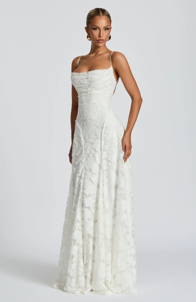 Selvira Elegant Lace Maxi Evening Dress