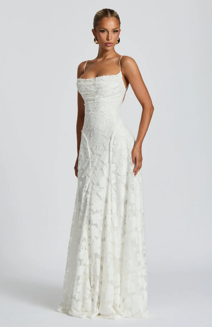 Selvira Elegant Lace Maxi Evening Dress