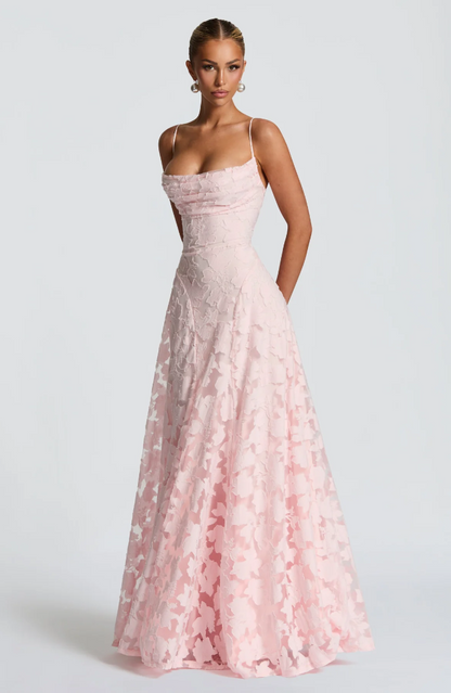 Selvira Elegant Lace Maxi Evening Dress