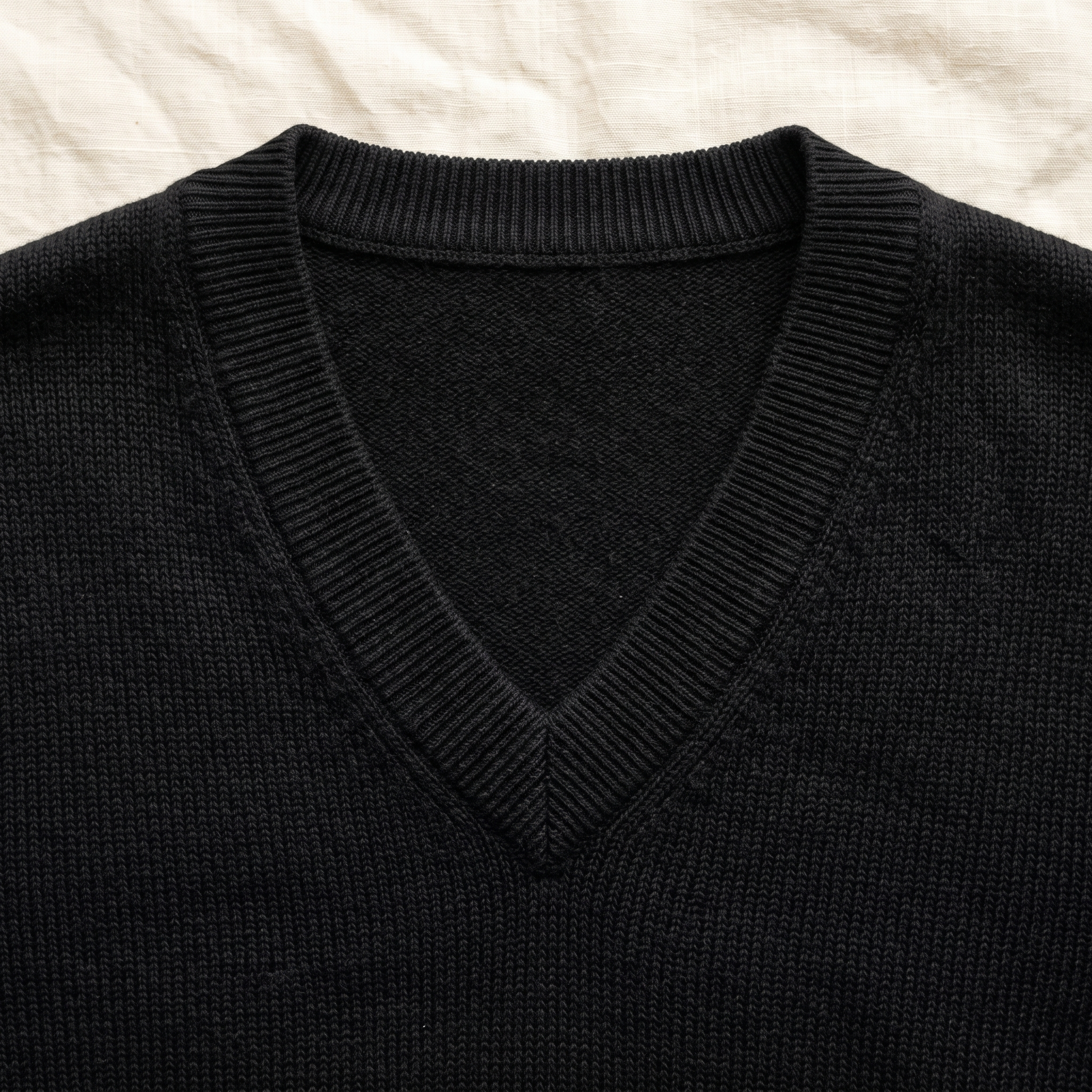 Everett V-Neck Pullover - fabric detail