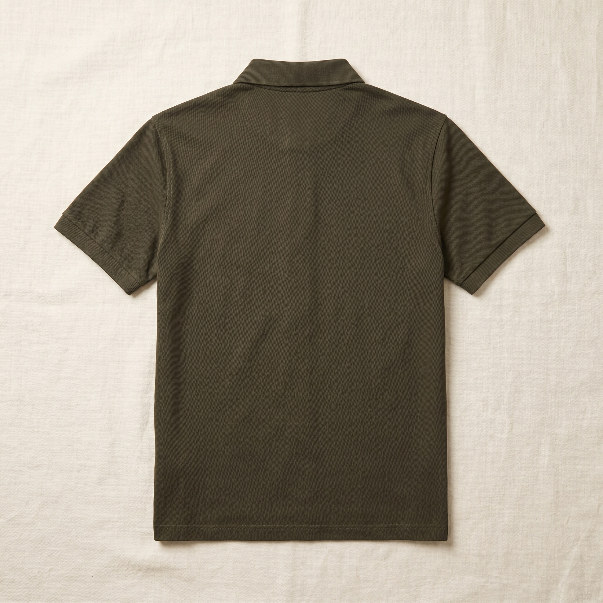 Oliver Polo - back view