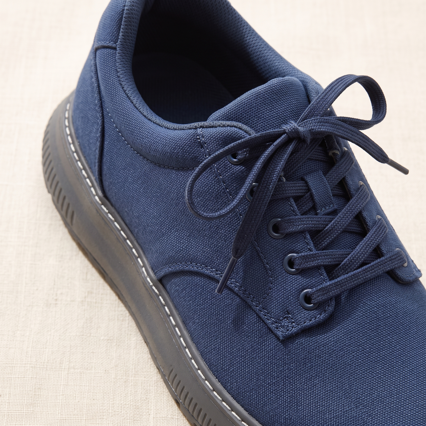 Milton Walking Shoes - fabric detail